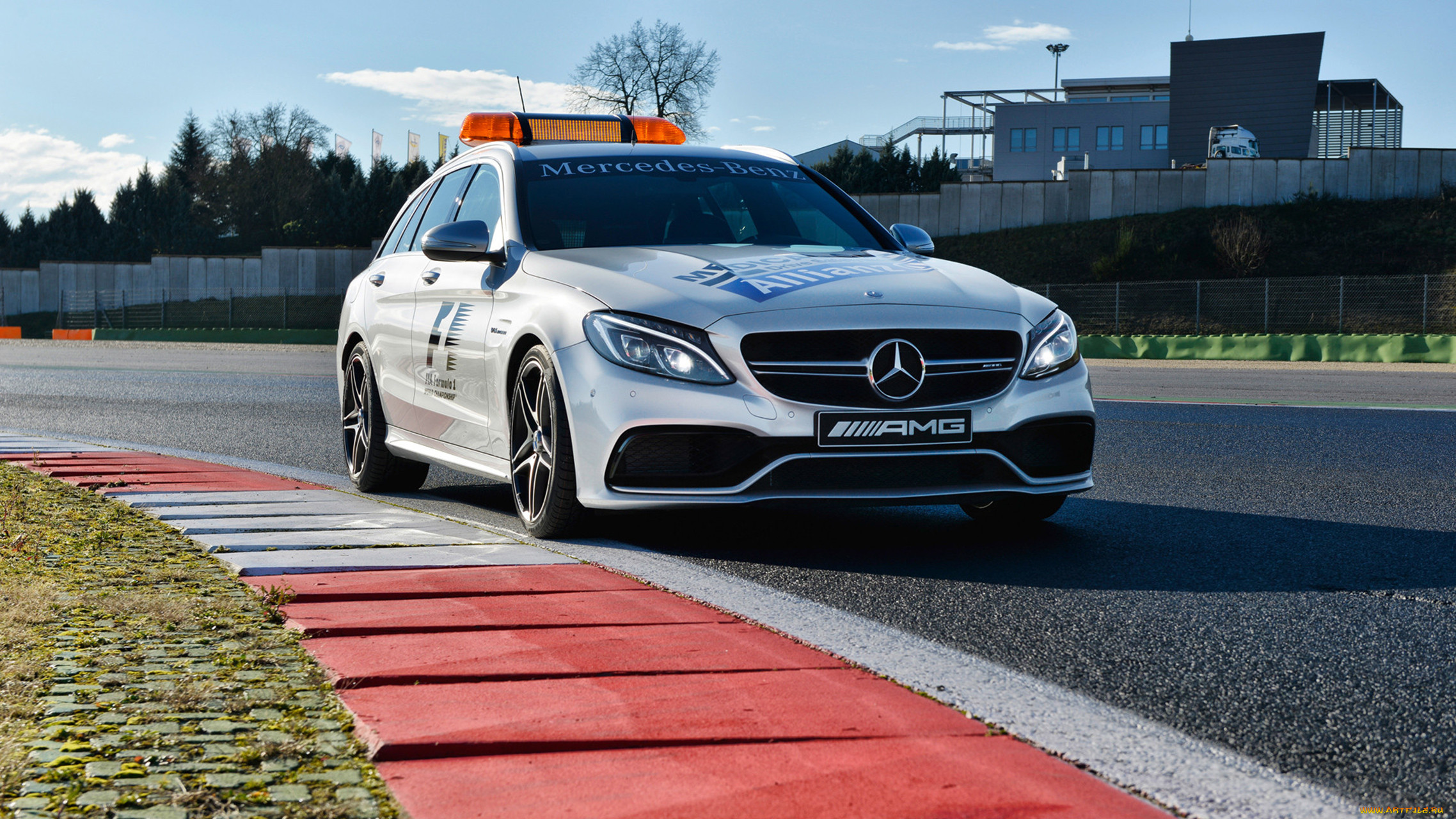 mercedes-benz amg c63 s-estate f1 medical car 2015, , mercedes-benz, 2015, c63, amg, car, medical, f1, s-estate